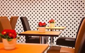 Platinum Apartments Aparthotel